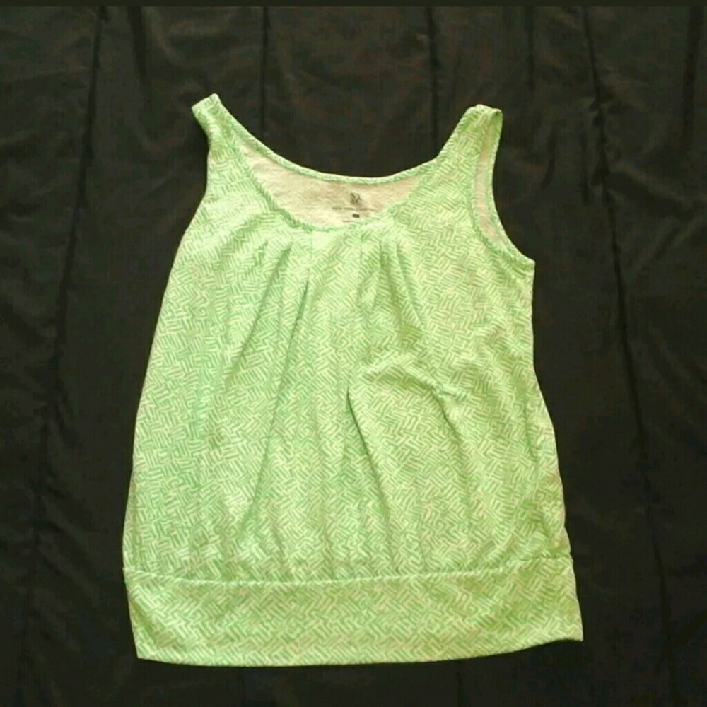 New York & Co green geometric sleeveless top